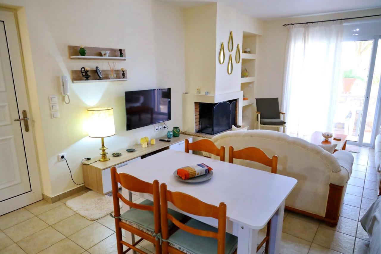 Fou'S Apartment Ναύπακτος Εξωτερικό φωτογραφία