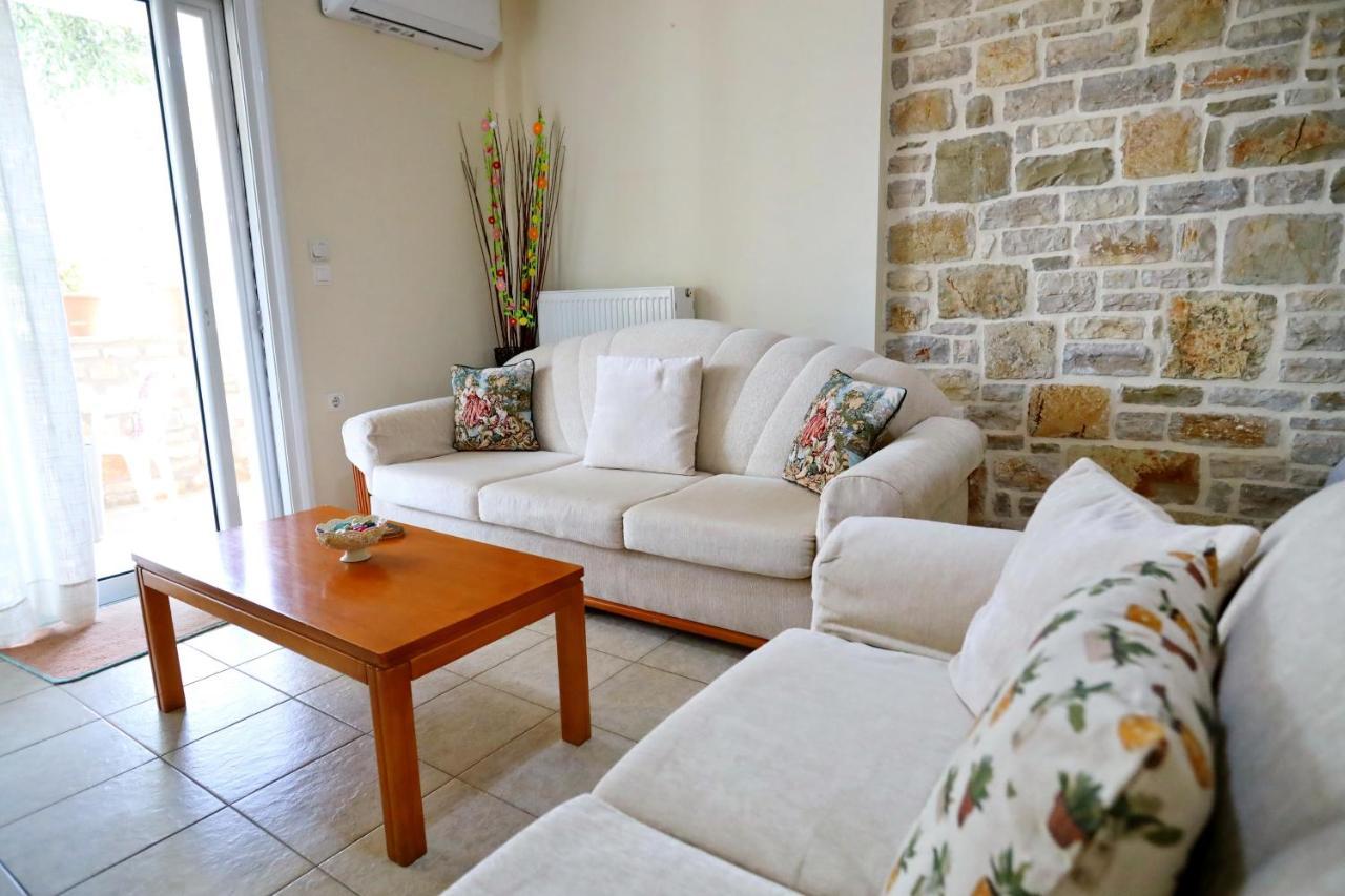 Fou'S Apartment Ναύπακτος Εξωτερικό φωτογραφία